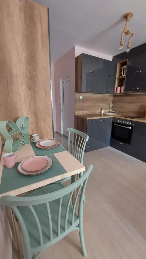 Hostex Pastello Deluxe Studio Stara Zagora Extérieur photo